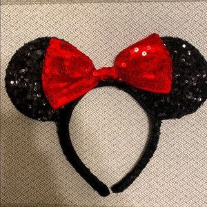 Sequined Minnie Mouse Ears